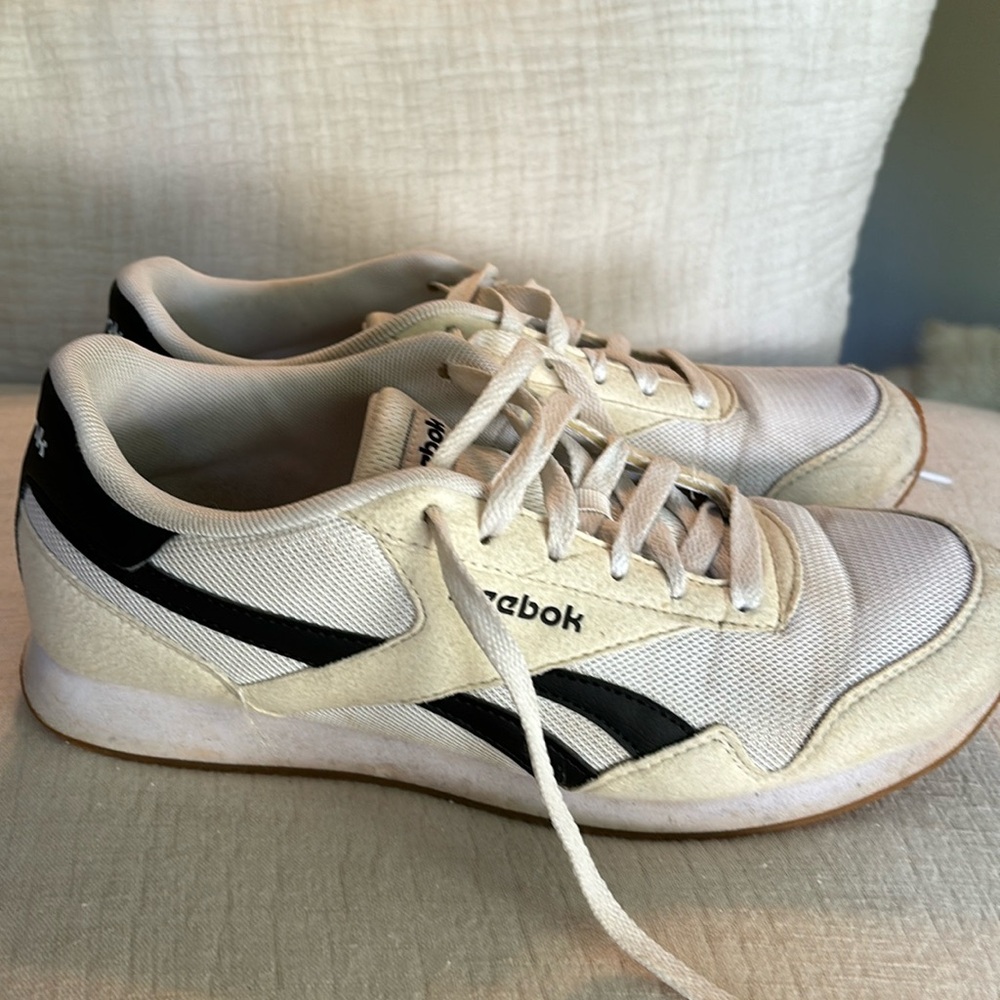 Reebok Sneakers